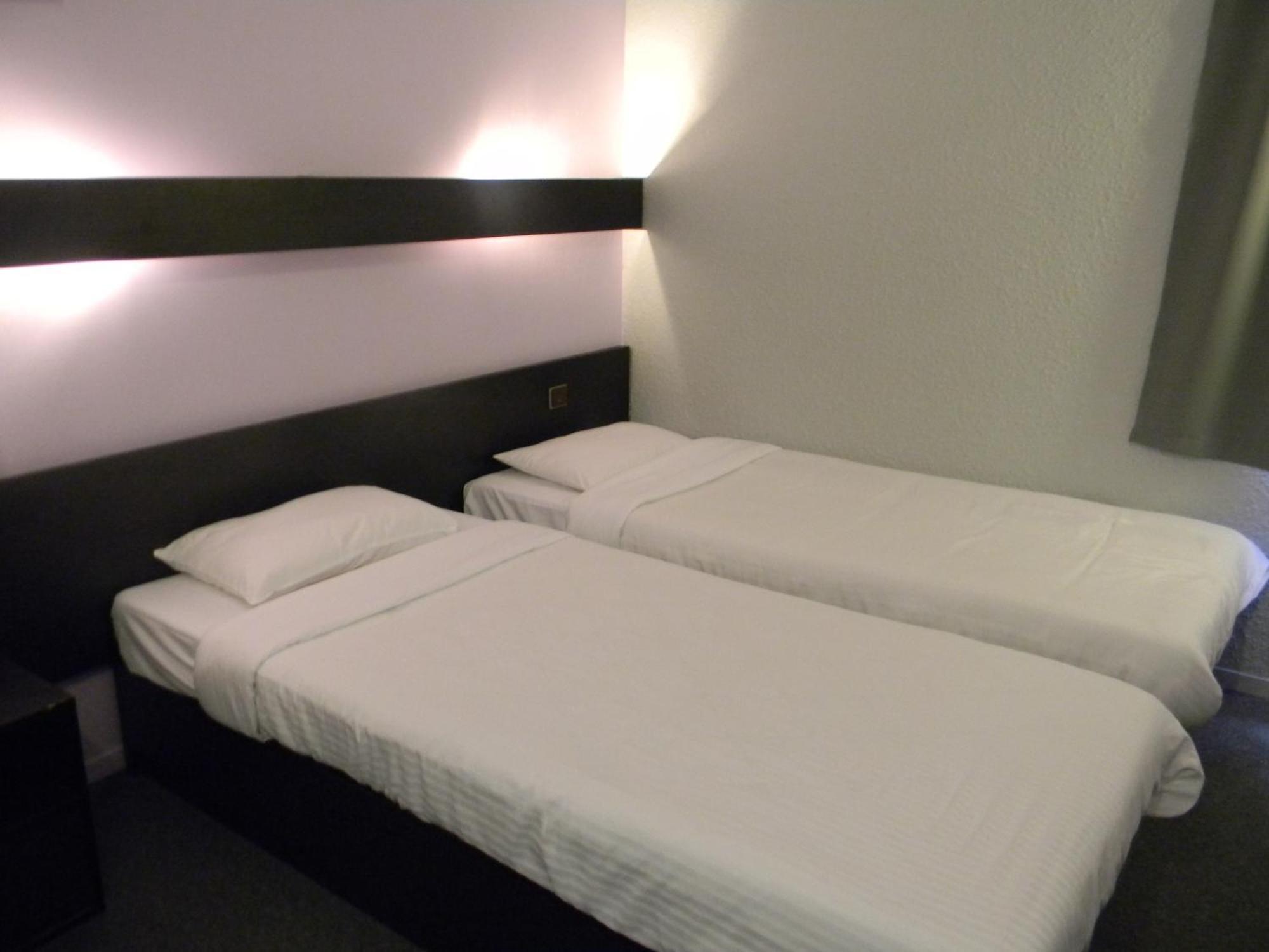 Class-Hotel Πουατιέ Εξωτερικό φωτογραφία